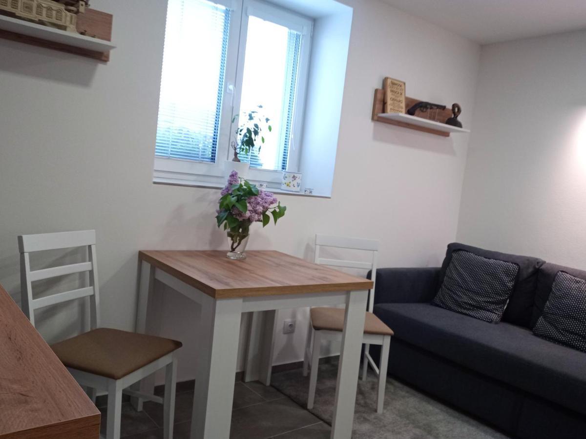 Apartman Hevlin Apartment Екстериор снимка